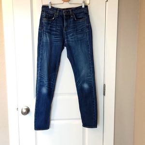 Rag & bone jeans.  Mid rise, relaxed. Size 25.